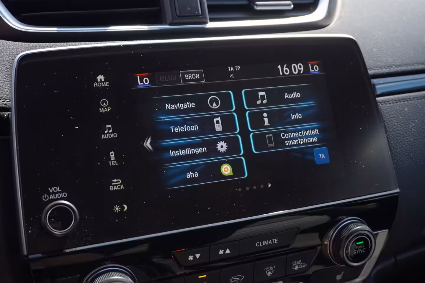 Honda CR-V 2.0 Hybrid Elegance / Incl winterbanden / Carplay / ACC / Camera / Trekhaak / Stoelverwarm