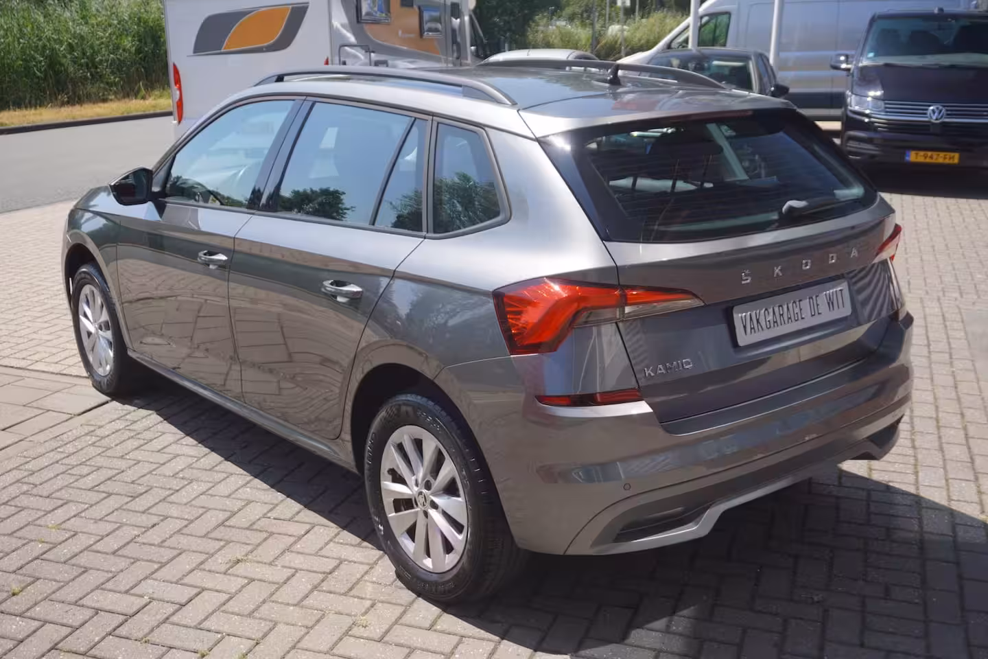 Skoda Kamiq 1.0 TSI Business Edition / Camera / Carplay / ACC