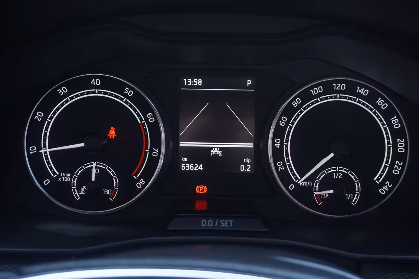 Skoda Kamiq 1.0 TSI Business Edition / Camera / Carplay / ACC