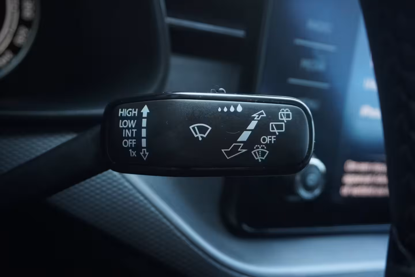 Skoda Kamiq 1.0 TSI Business Edition / Camera / Carplay / ACC