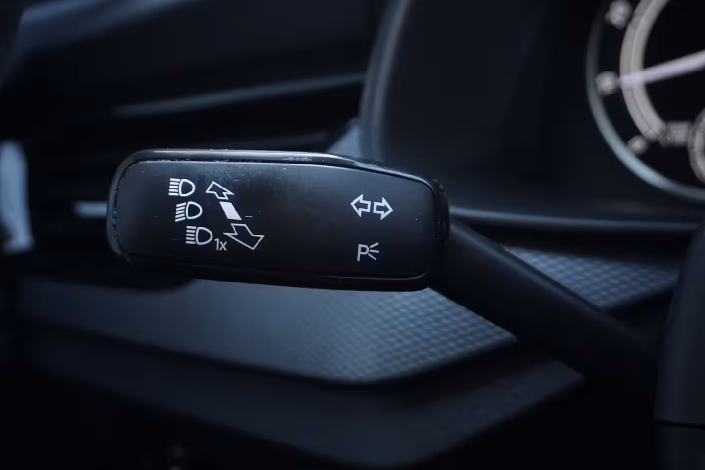 Skoda Kamiq 1.0 TSI Business Edition / Camera / Carplay / ACC