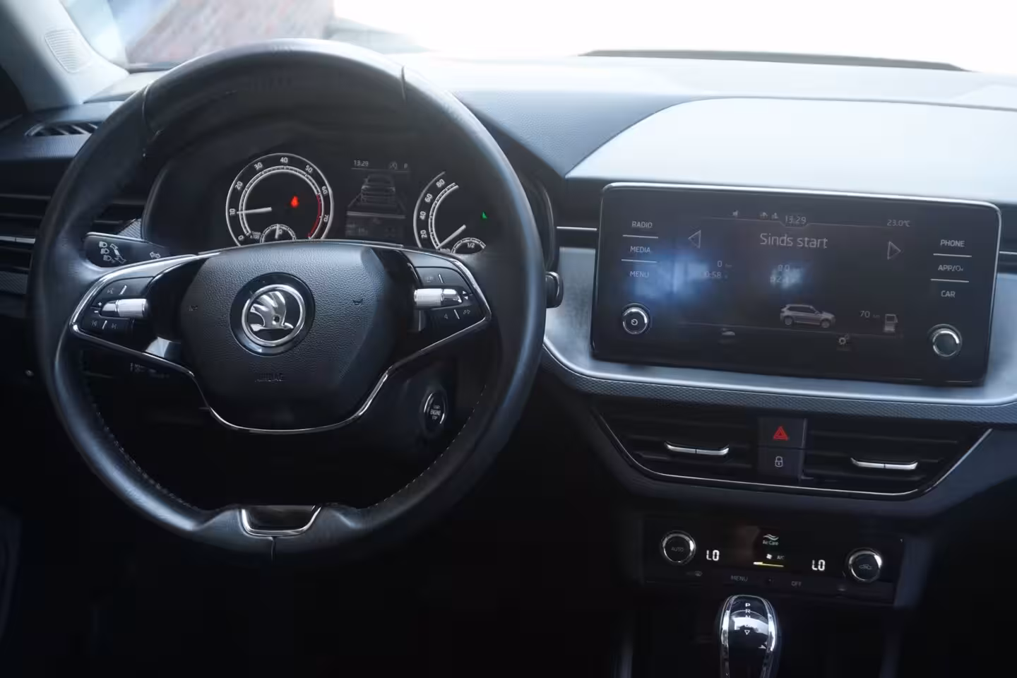 Skoda Kamiq 1.0 TSI Business Edition / Camera / Carplay / ACC