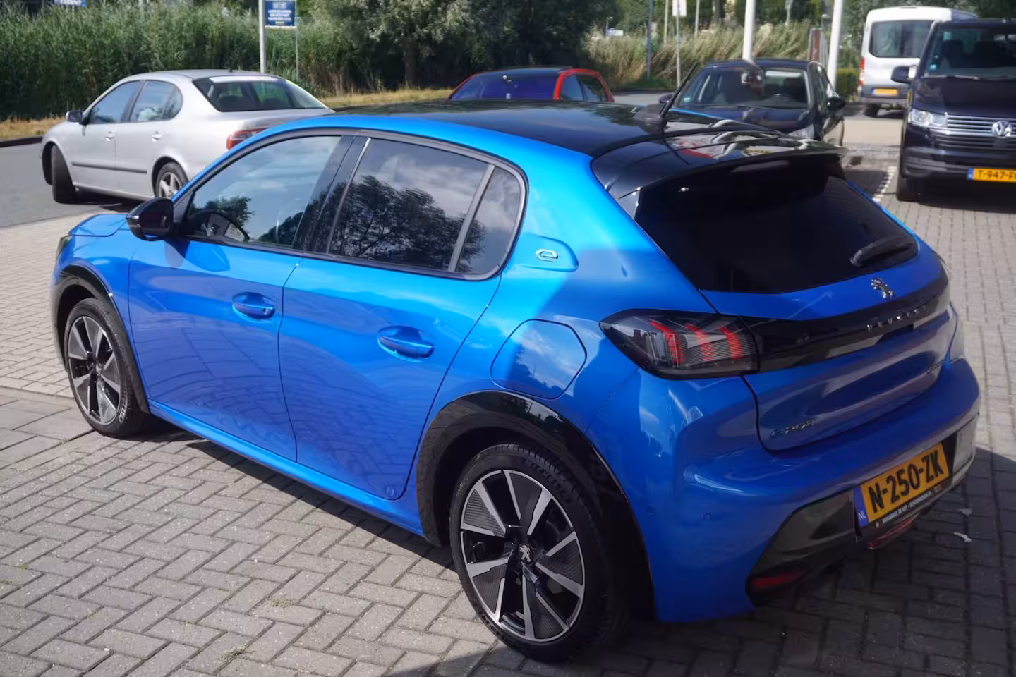 Peugeot e-208 EV GT 350 50 kWh SOH 87, 8 / Carplay / 360 Camera / BLIS