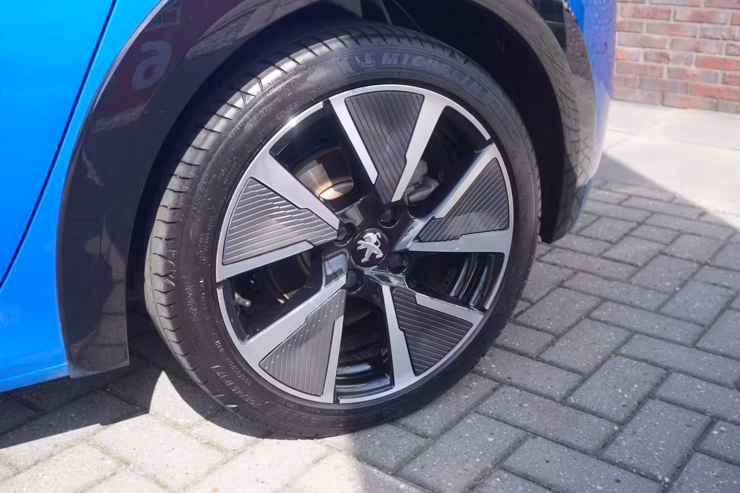 Peugeot e-208 EV GT 350 50 kWh SOH 87, 8 / Carplay / 360 Camera / BLIS