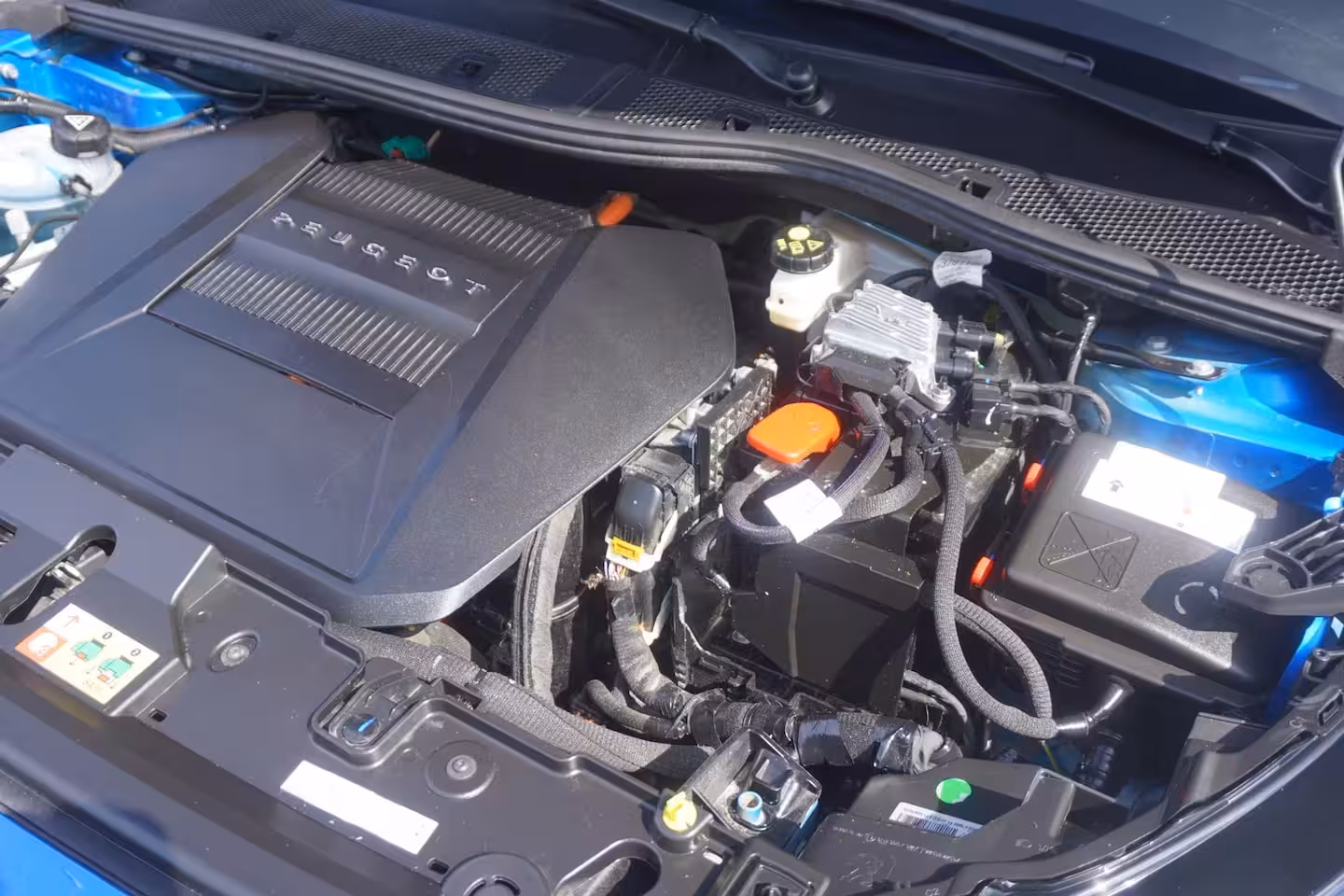 Peugeot e-208 EV GT 350 50 kWh SOH 87, 8 / Carplay / 360 Camera / BLIS