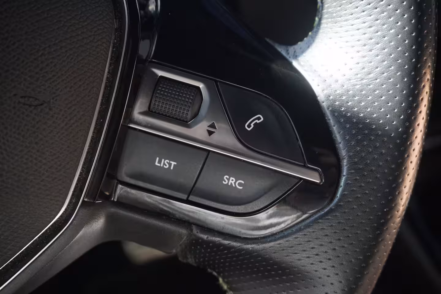 Peugeot e-208 EV GT 350 50 kWh SOH 87, 8 / Carplay / 360 Camera / BLIS