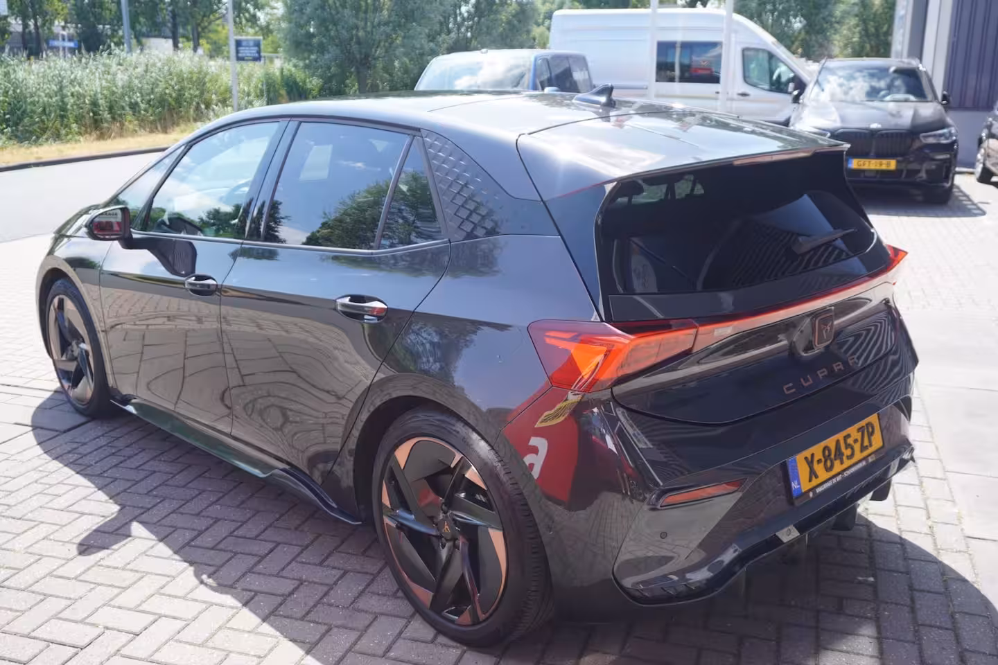 Cupra Born Copper Edition 62 kWh / SOH 95, 5% / Pano / Massage / ACC / HUD / 360 Camera