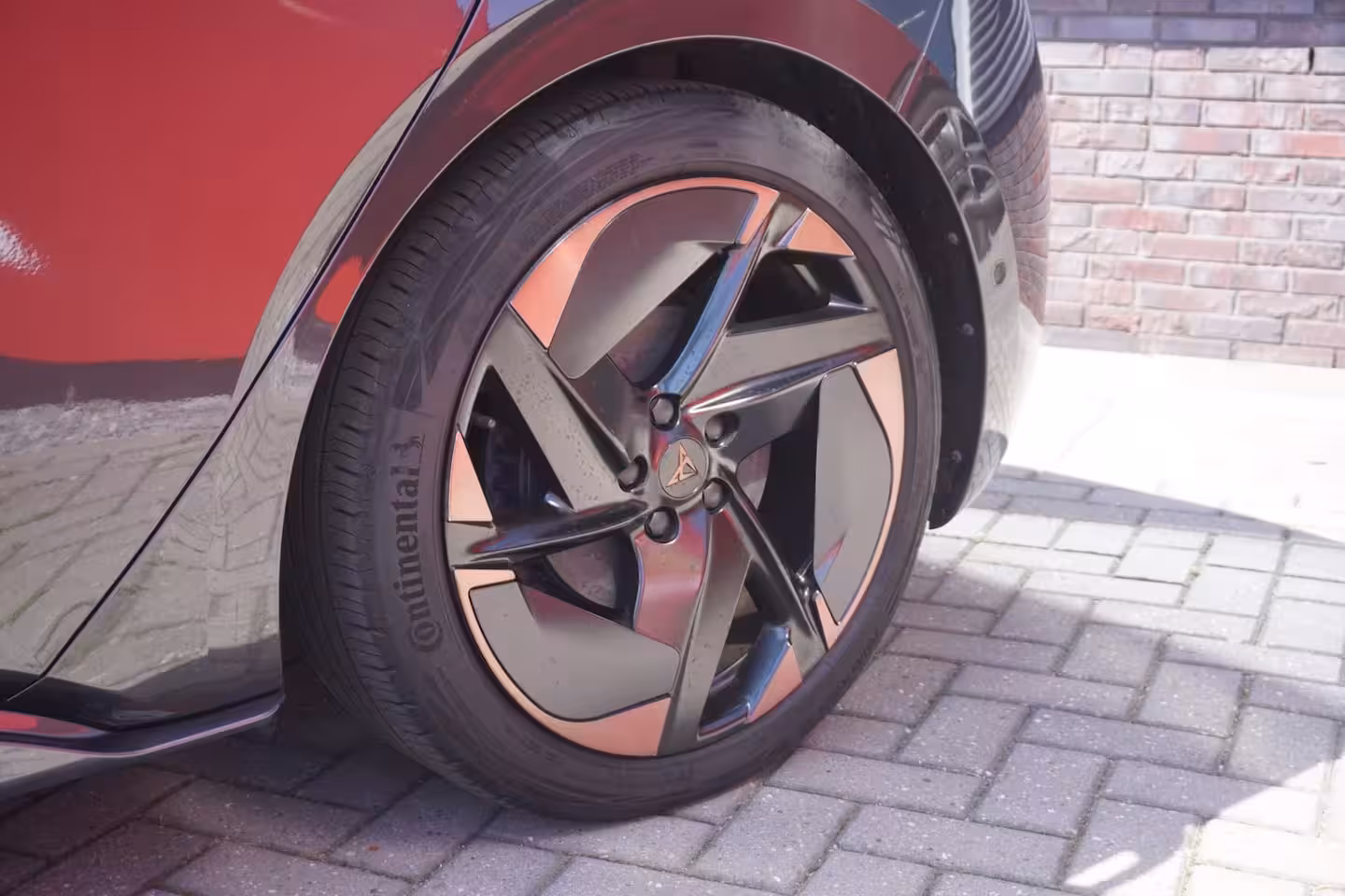 Cupra Born Copper Edition 62 kWh / SOH 95, 5% / Pano / Massage / ACC / HUD / 360 Camera