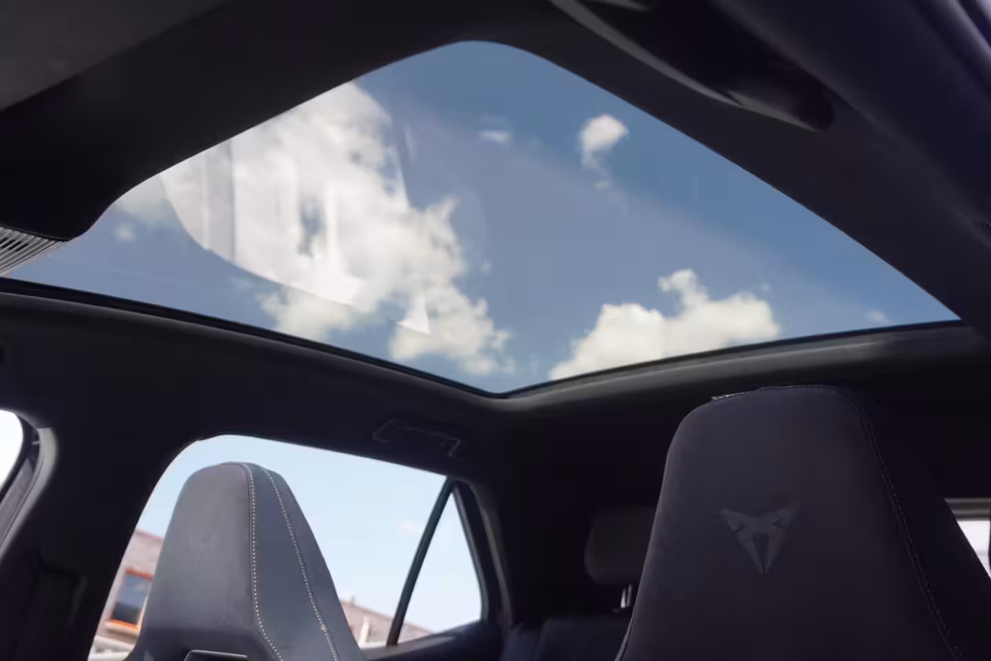 Cupra Born Copper Edition 62 kWh / SOH 95, 5% / Pano / Massage / ACC / HUD / 360 Camera