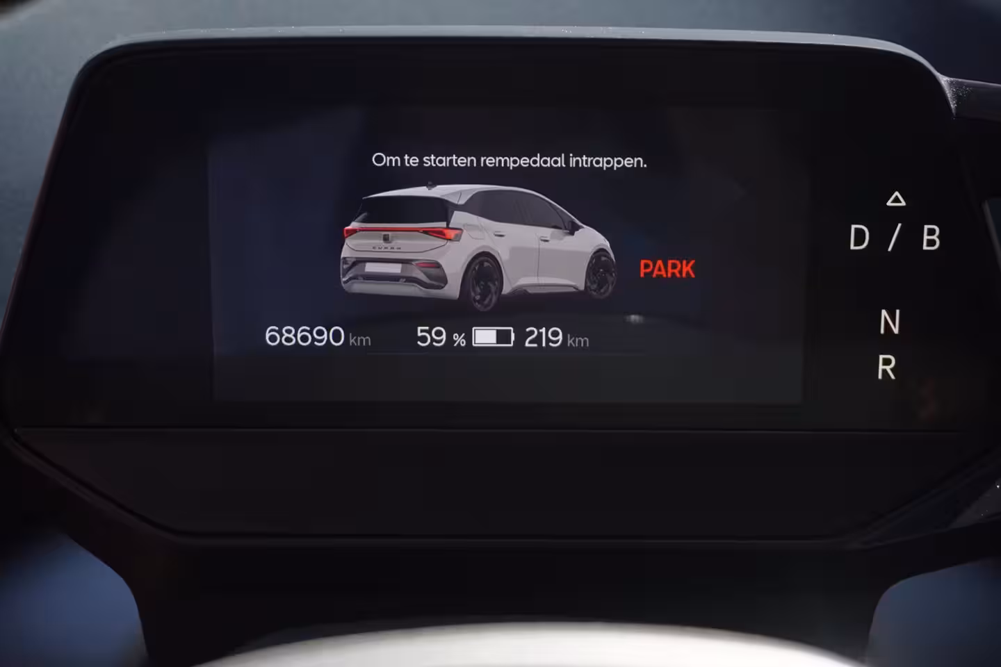 Cupra Born Copper Edition 62 kWh / SOH 95, 5% / Pano / Massage / ACC / HUD / 360 Camera
