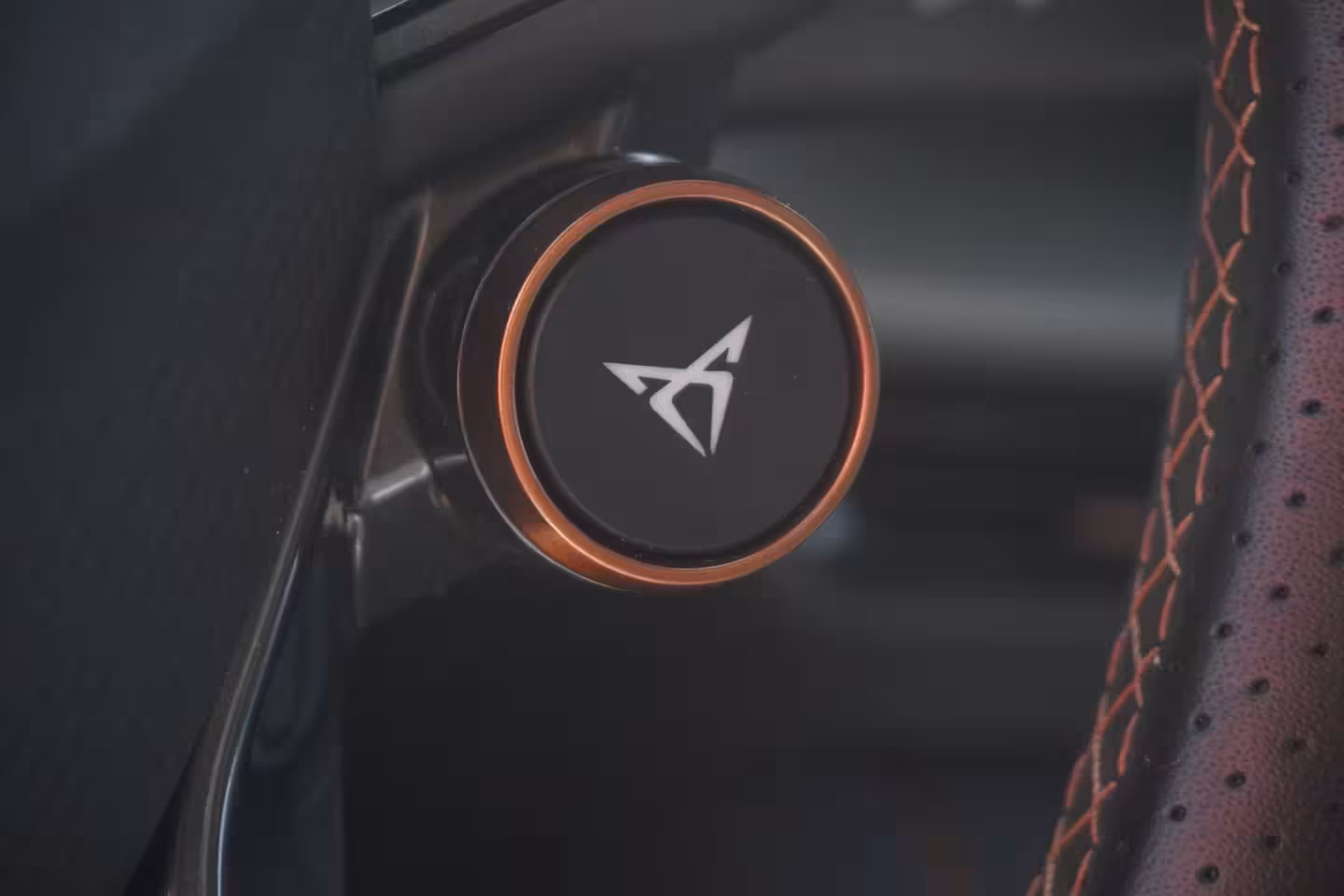 Cupra Born Copper Edition 62 kWh / SOH 95, 5% / Pano / Massage / ACC / HUD / 360 Camera