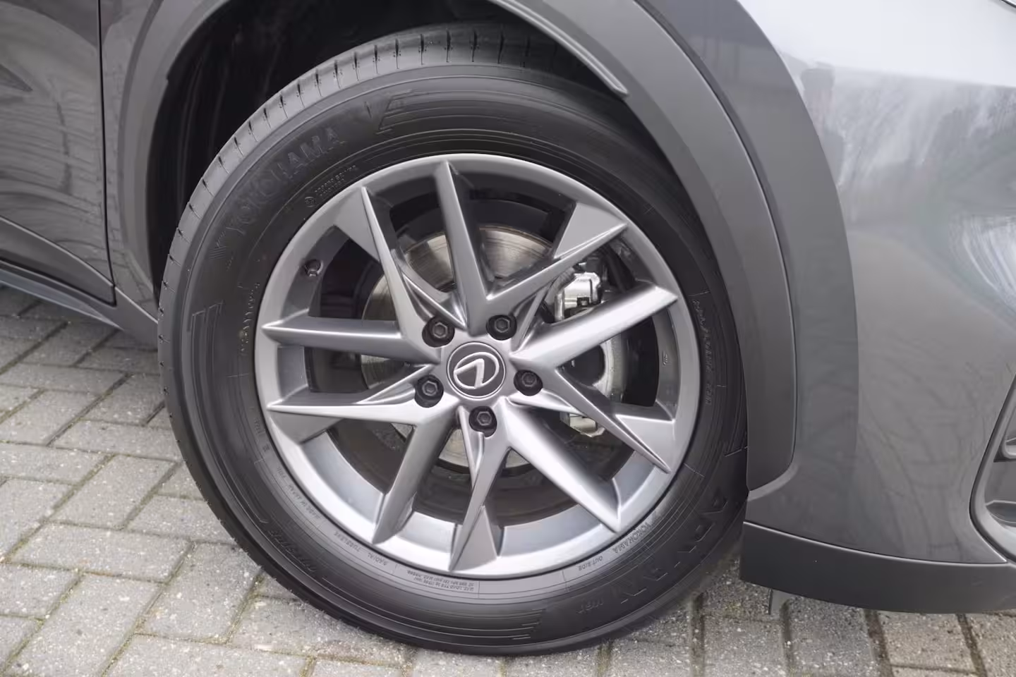 Lexus LBX Business Line 2WD / ACC / Camera / Carplay