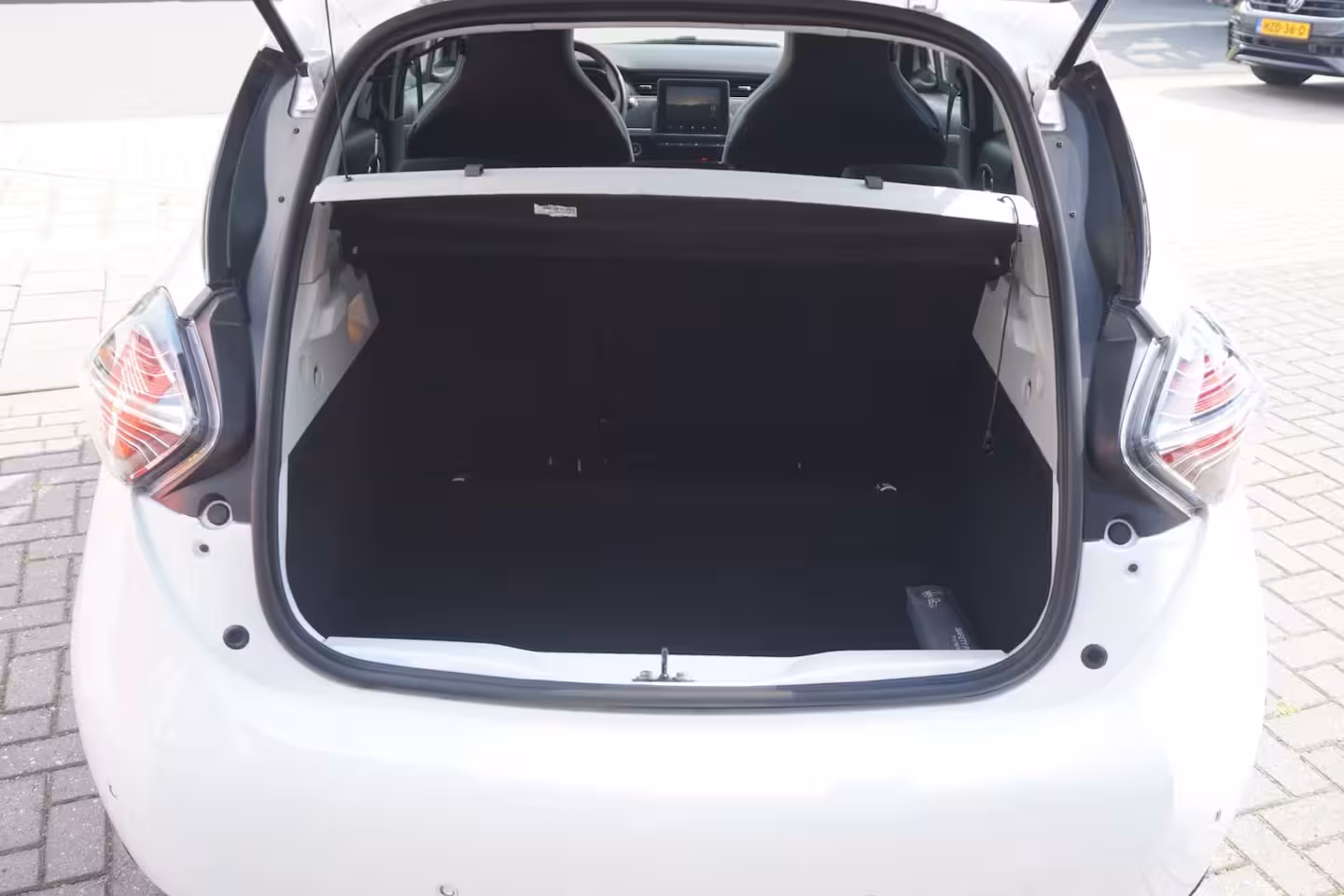 Renault Zoe R135 Intens 52 kWh / SOH 91, 6% / Camera / Stoelverwarming / Carplay / BLIS