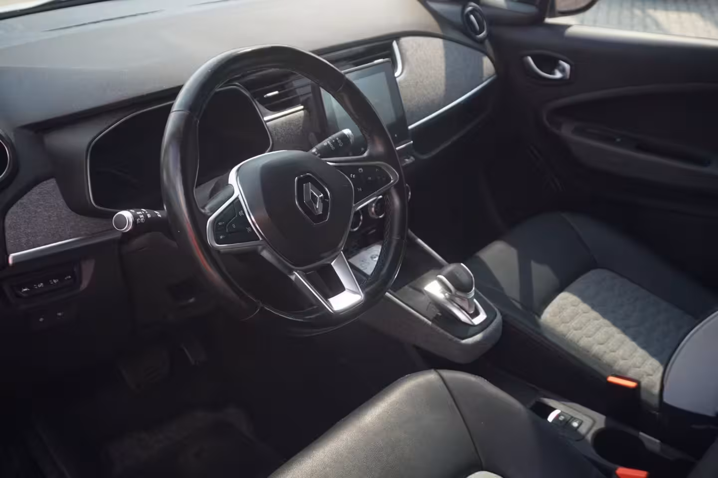 Renault Zoe R135 Intens 52 kWh / SOH 91, 6% / Camera / Stoelverwarming / Carplay / BLIS