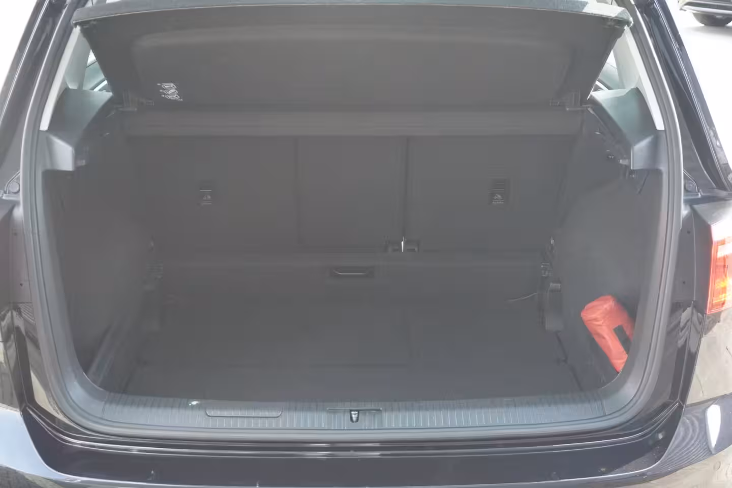 Volkswagen Golf Sportsvan 1.2 TSI Highline / Trekhaak / Stoelverwarming