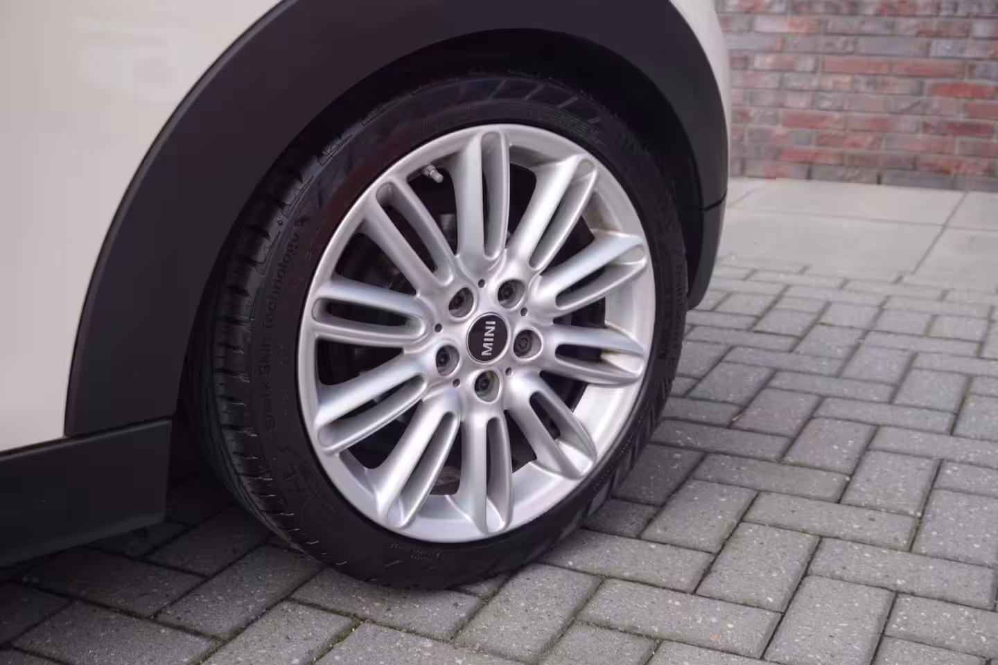 Mini 3-Deurs 2.0 Cooper S Chili / Pano / Leder