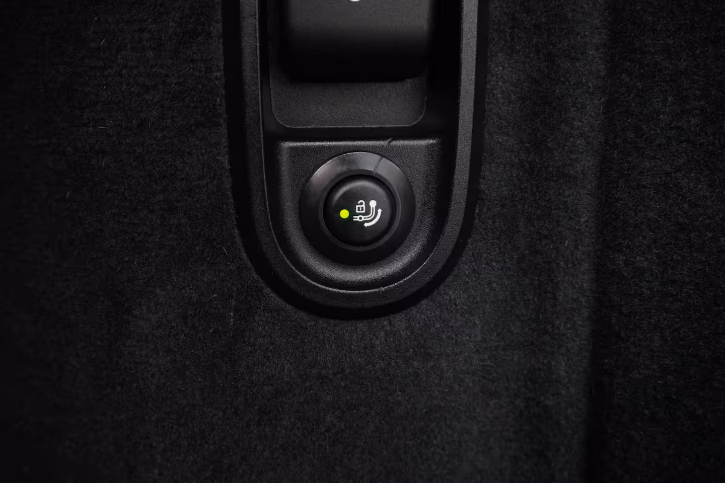 BMW 5-serie Touring 530e Business Edition Plus / M- Sport / Trekhaak / Pano / HUD / Drive assist prof / Harman