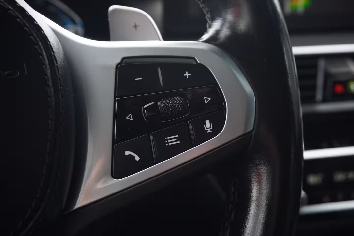 BMW 5-serie Touring 530e Business Edition Plus / M- Sport / Trekhaak / Pano / HUD / Drive assist prof / Harman