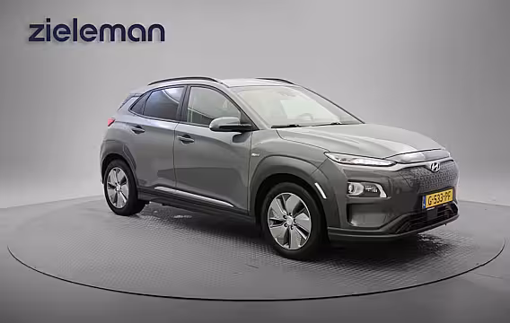 Hyundai Kona Electric Premium 64 kWh - Carplay, Camera, Stoelverw, Half Leer, SOH 96, 3%