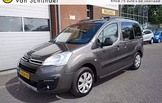Citroën Berlingo 1.2 PureTech XTR 2X SCHUIFDEUR - 5 PERSOONS CAMERA - TREKHAAK - PARKEERSENSOREN - NAVIGATI