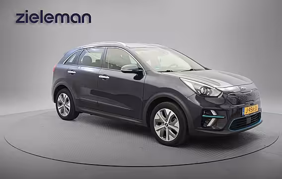 Kia e-Niro DynamicLine 64 kWh - Carplay, Camera, Half Leer, Stoelverw
