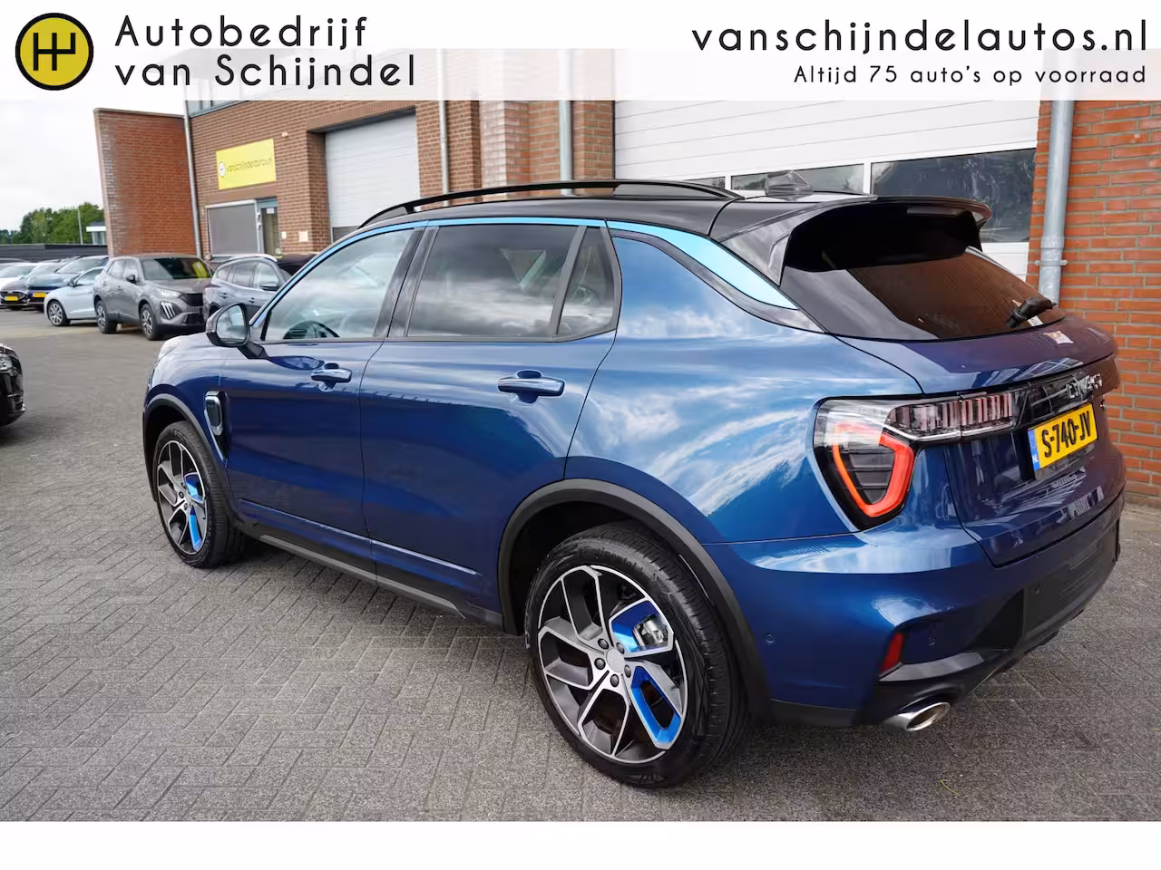 Lynk & Co 01 1.5 261PK ORIGINEEL NEDERLANDS 20X OP VOORRAAD DEALER ONDERHOUDEN 360CAMERA 6, 6KWH LADER