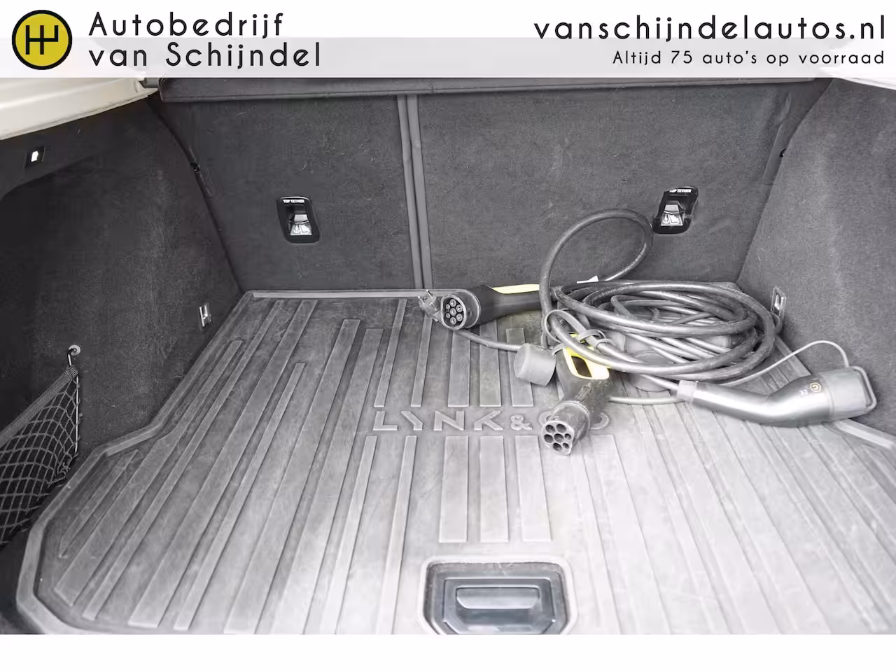 Lynk & Co 01 1.5 261PK ORIGINEEL NEDERLANDS 20X OP VOORRAAD DEALER ONDERHOUDEN 360CAMERA 6, 6KWH LADER
