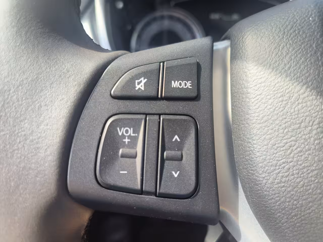 Suzuki Vitara 1.4 Boosterjet Style Rhino Edition Smart Hybrid + Panoramadak Fabrieksgarantie Rijklaar “S
