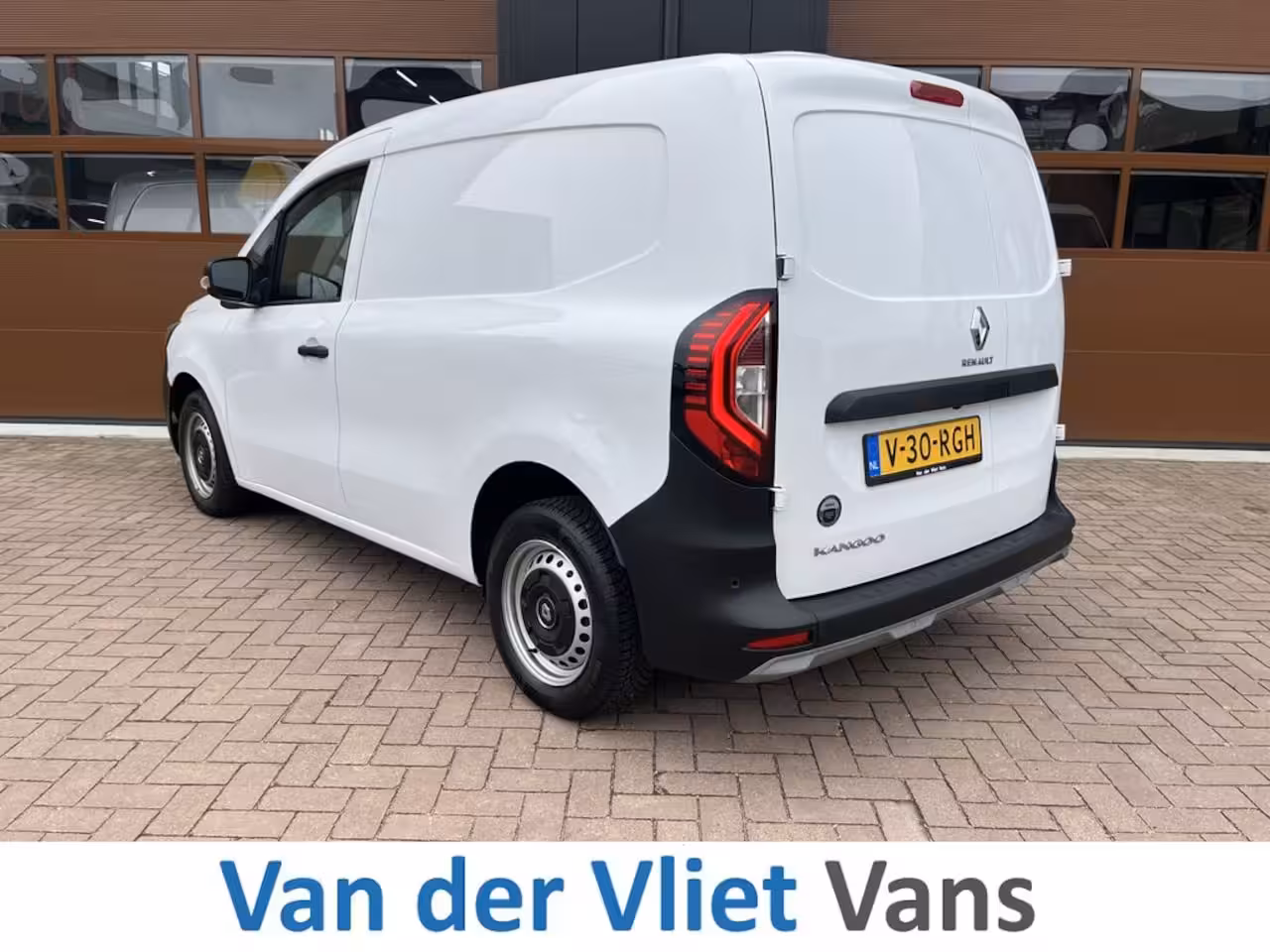 Renault Kangoo 1.5 Blue dCi 95pk E6 Comfort 3p Lease €276 p/m Airco, Navi, apple carplay/android, Camera,