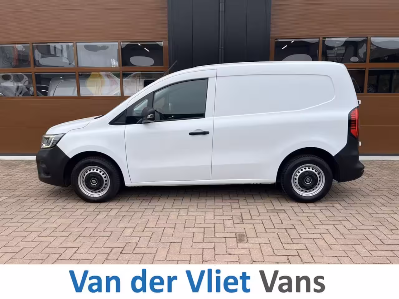 Renault Kangoo 1.5 Blue dCi 95pk E6 Comfort 3p Lease €276 p/m Airco, Navi, apple carplay/android, Camera,
