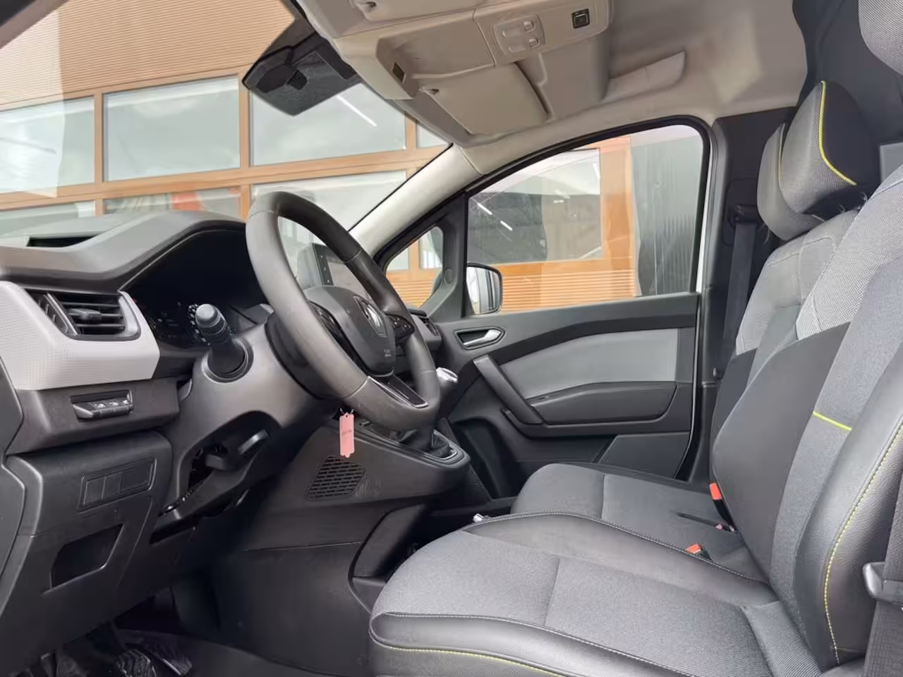 Renault Kangoo 1.5 Blue dCi 95pk E6 Comfort 3p Lease €276 p/m Airco, Navi, apple carplay/android, Camera,
