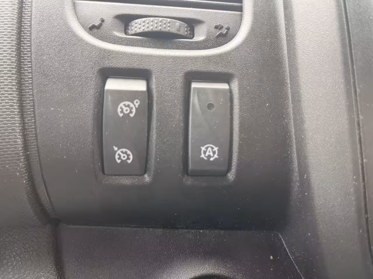 Renault Trafic 2.0 dCi 120pk E6 L2 Comfort Lease €287 p/m, Trekhaak, 2 Schuifdeuren, Airco, PDC, Cruise c
