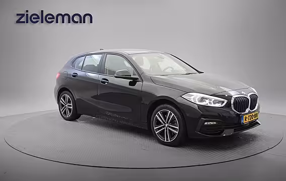 BMW 1-serie 118i Business Edition Automaat - Digitaal Cockpit, Carplay, Clima, Stoelverw
