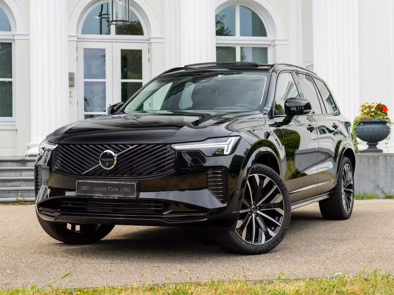 Volvo XC90 2.0 T8 Plug-in hybrid AWD Ultra Dark | Pano | HarmanK | Head-up | Trekhaak |