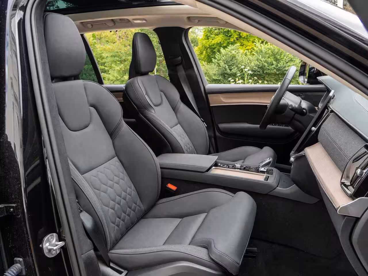 Volvo XC90 2.0 T8 Plug-in hybrid AWD Ultra Dark | Pano | HarmanK | Head-up | Trekhaak |