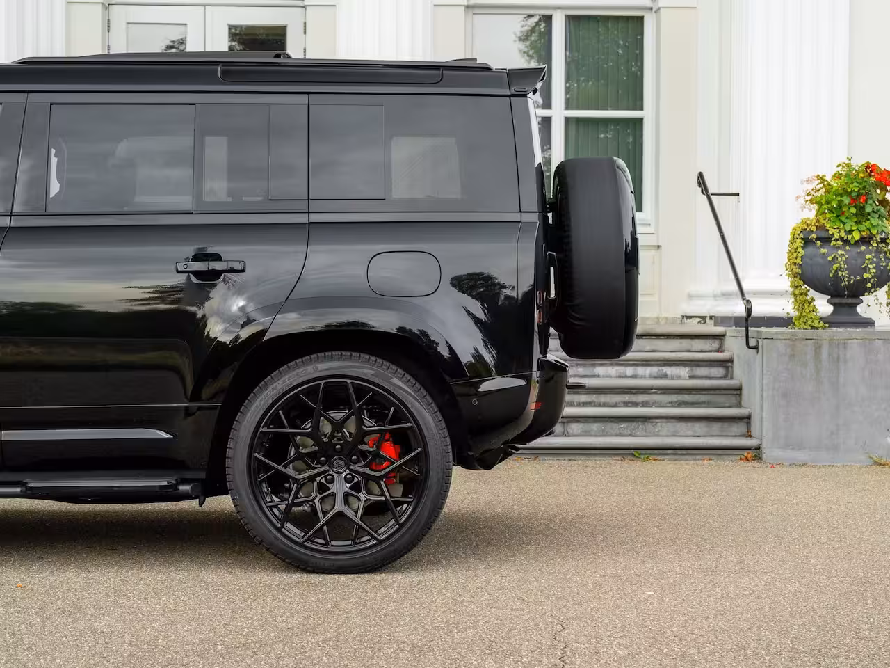 Land Rover Defender 110 2.0 P300e 110 X-Dynamic HSE | Urban | Full Options | Clearsight | Pano | Koelbox | Head-up
