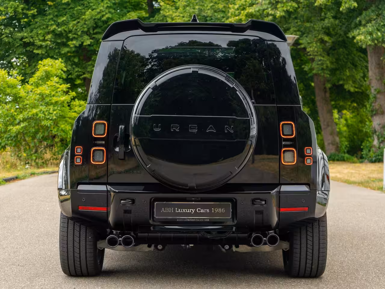 Land Rover Defender 110 2.0 P300e 110 X-Dynamic HSE | Urban | Full Options | Clearsight | Pano | Koelbox | Head-up