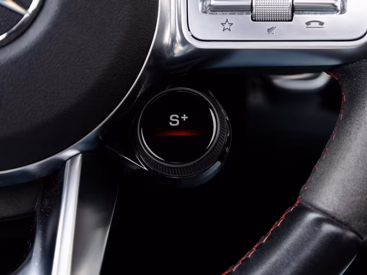 Mercedes-Benz A-klasse AMG 35 4MATIC Premium | Pano | Kuipstoelen | Head-up | Head-up | Burmeister |