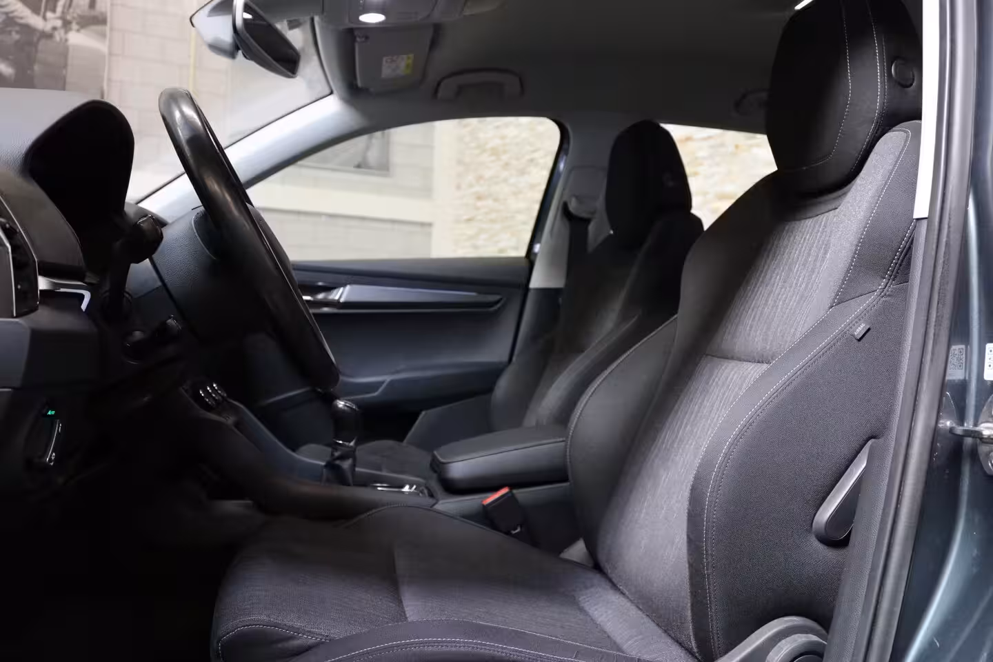 Skoda Karoq 1.0 TSI Business Edition | Camera | Stoelverw. | Navi | Dealer OH | NL AUTO |