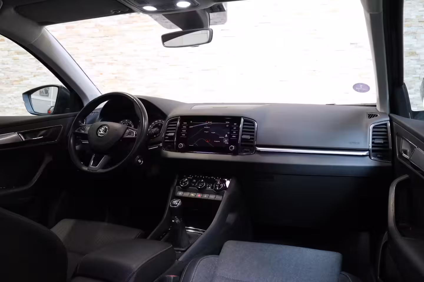 Skoda Karoq 1.0 TSI Business Edition | Camera | Stoelverw. | Navi | Dealer OH | NL AUTO |