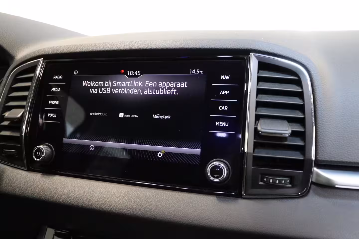 Skoda Karoq 1.0 TSI Business Edition | Camera | Stoelverw. | Navi | Dealer OH | NL AUTO |