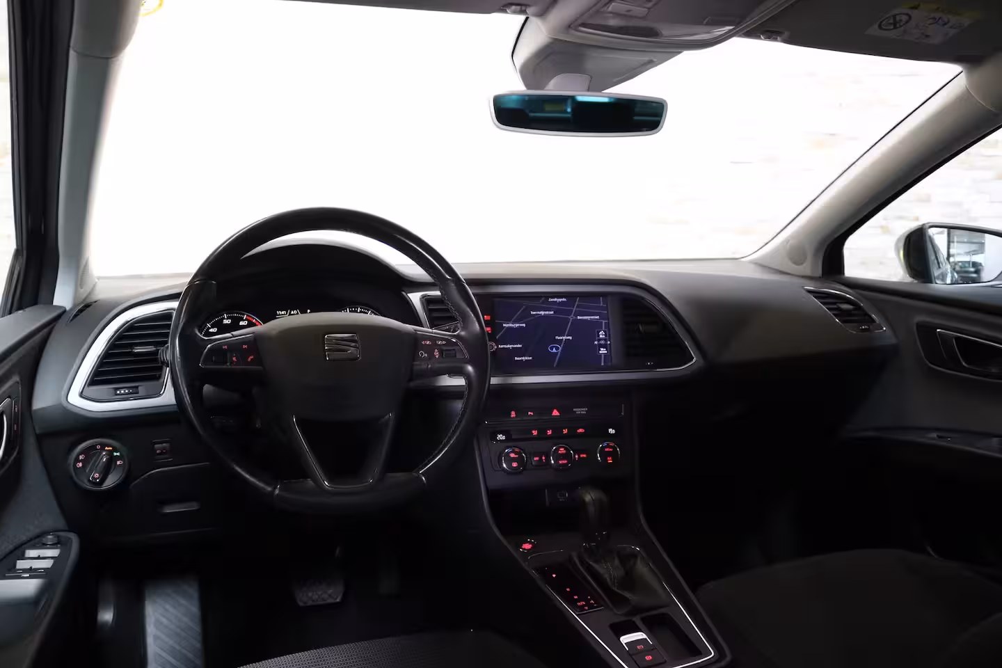 Seat Leon Automaat uit 2017 | Navi | CarPlay | Cruise | Rijdt top | Scherp geprijsd