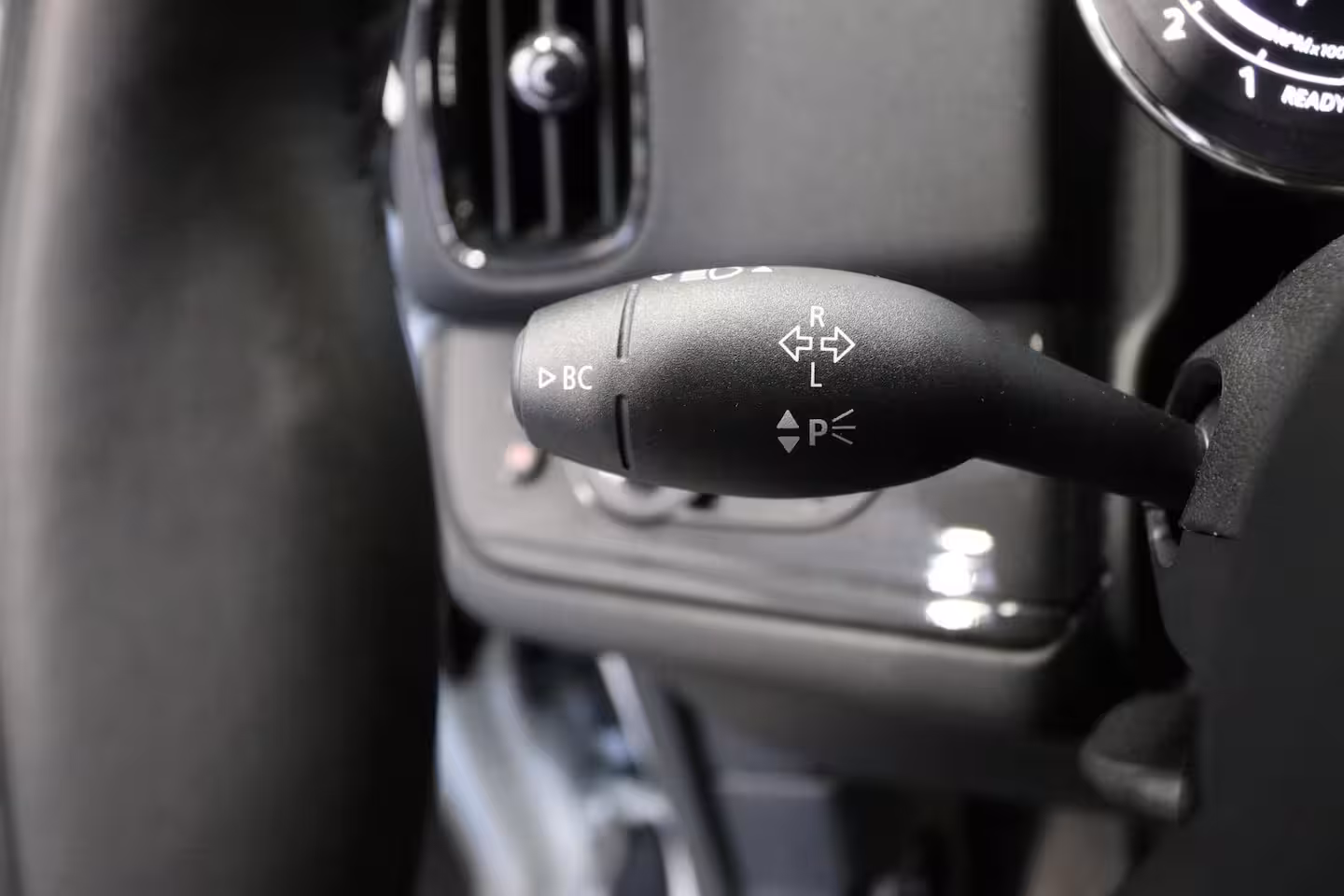 Mini Countryman 1.5 Cooper Business Edition | CarPlay | PDC | LED | NAVI | NAP | NL AUTO |