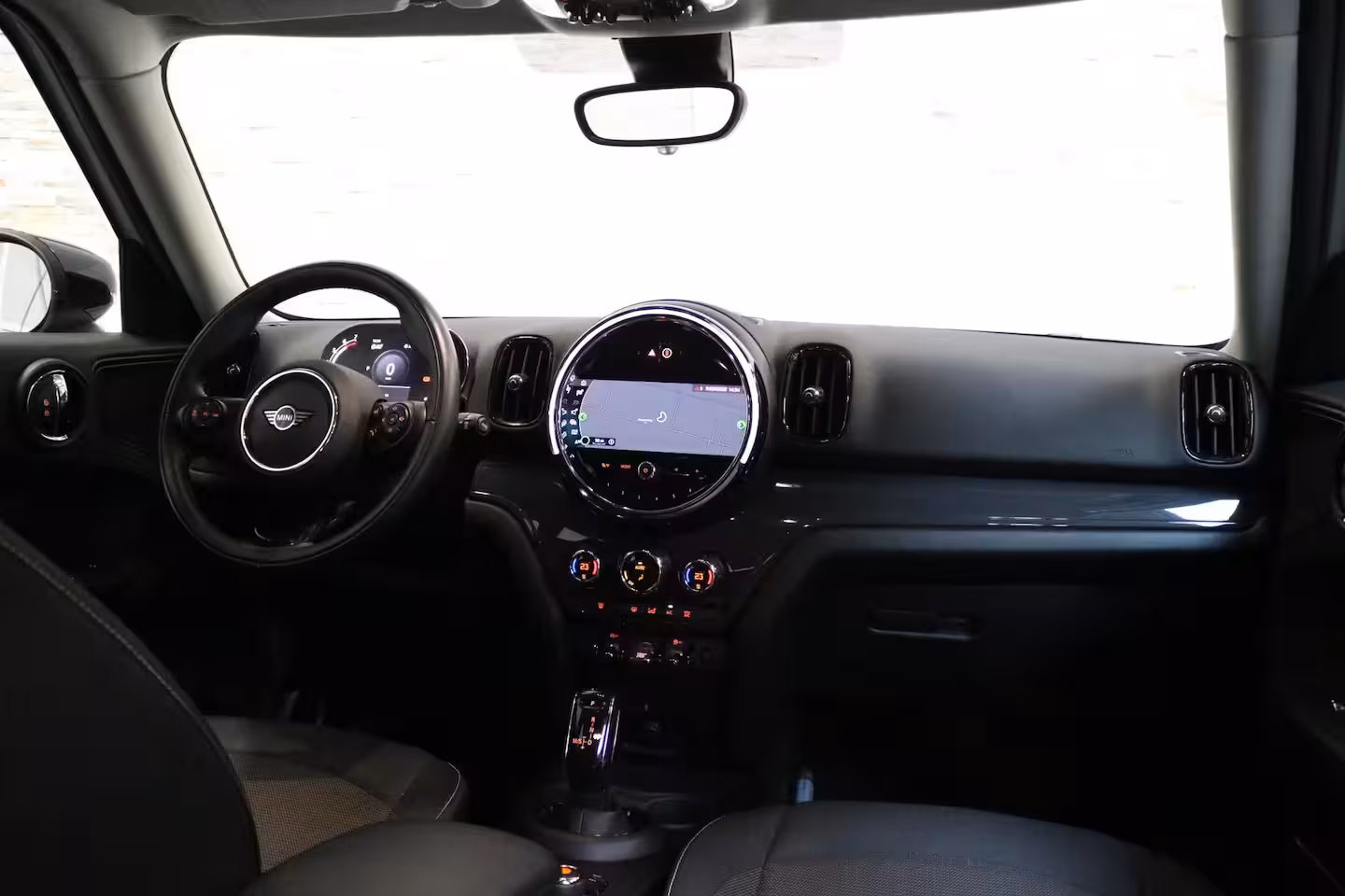 Mini Countryman 1.5 Cooper Business Edition | CarPlay | PDC | LED | NAVI | NAP | NL AUTO |