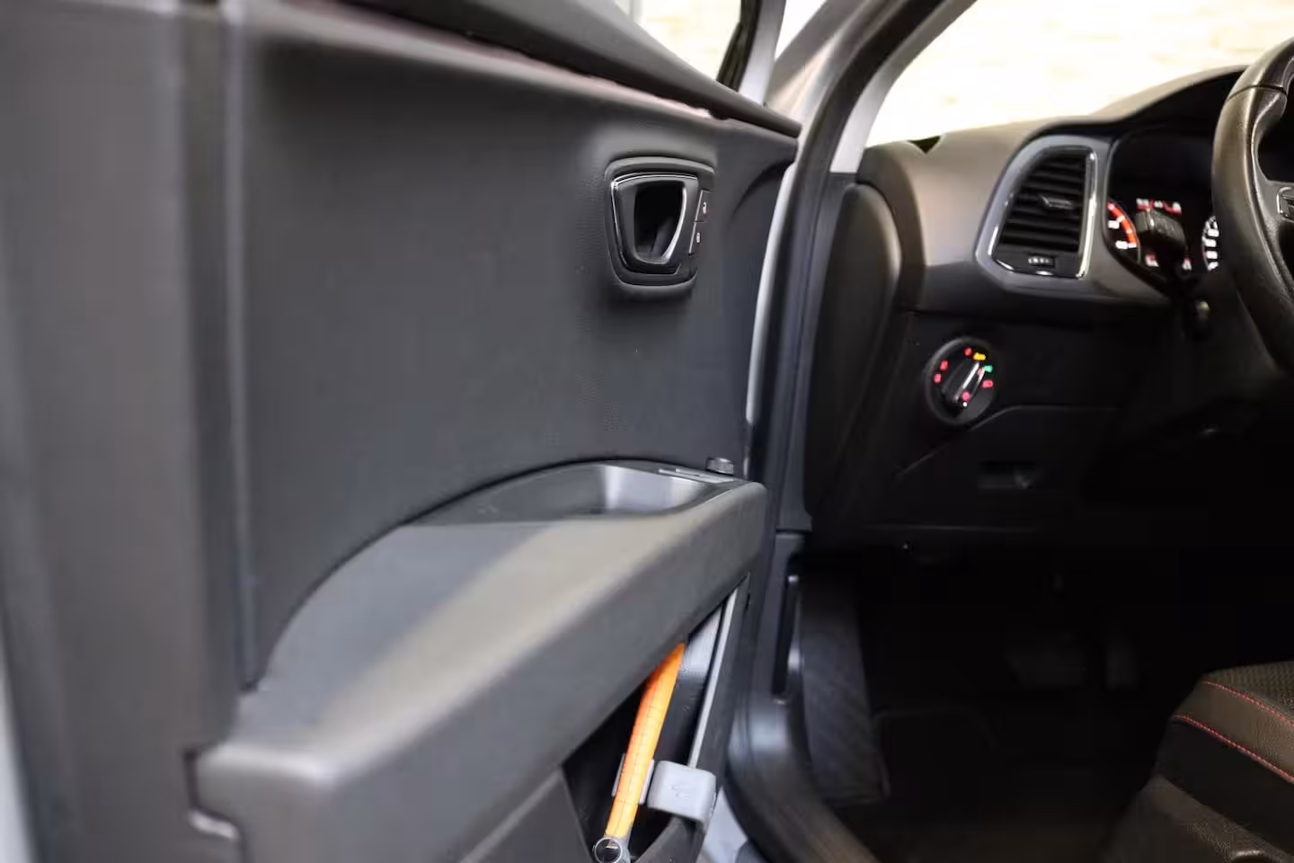 Seat Leon ST 1.4 TSI ACT FR Dynamic | LED | PDC | NAVI | ORIG. NL | NAP |