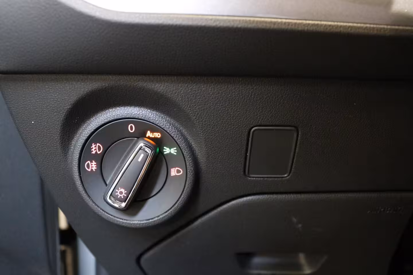 Seat Leon ST 1.4 TSI ACT FR Dynamic | LED | PDC | NAVI | ORIG. NL | NAP |
