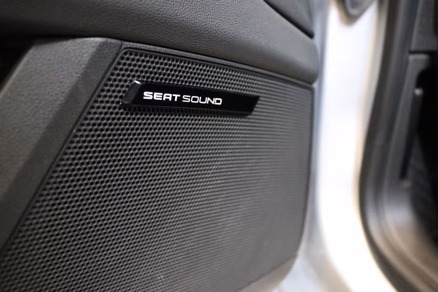 Seat Leon ST 1.4 TSI ACT FR Dynamic | LED | PDC | NAVI | ORIG. NL | NAP |