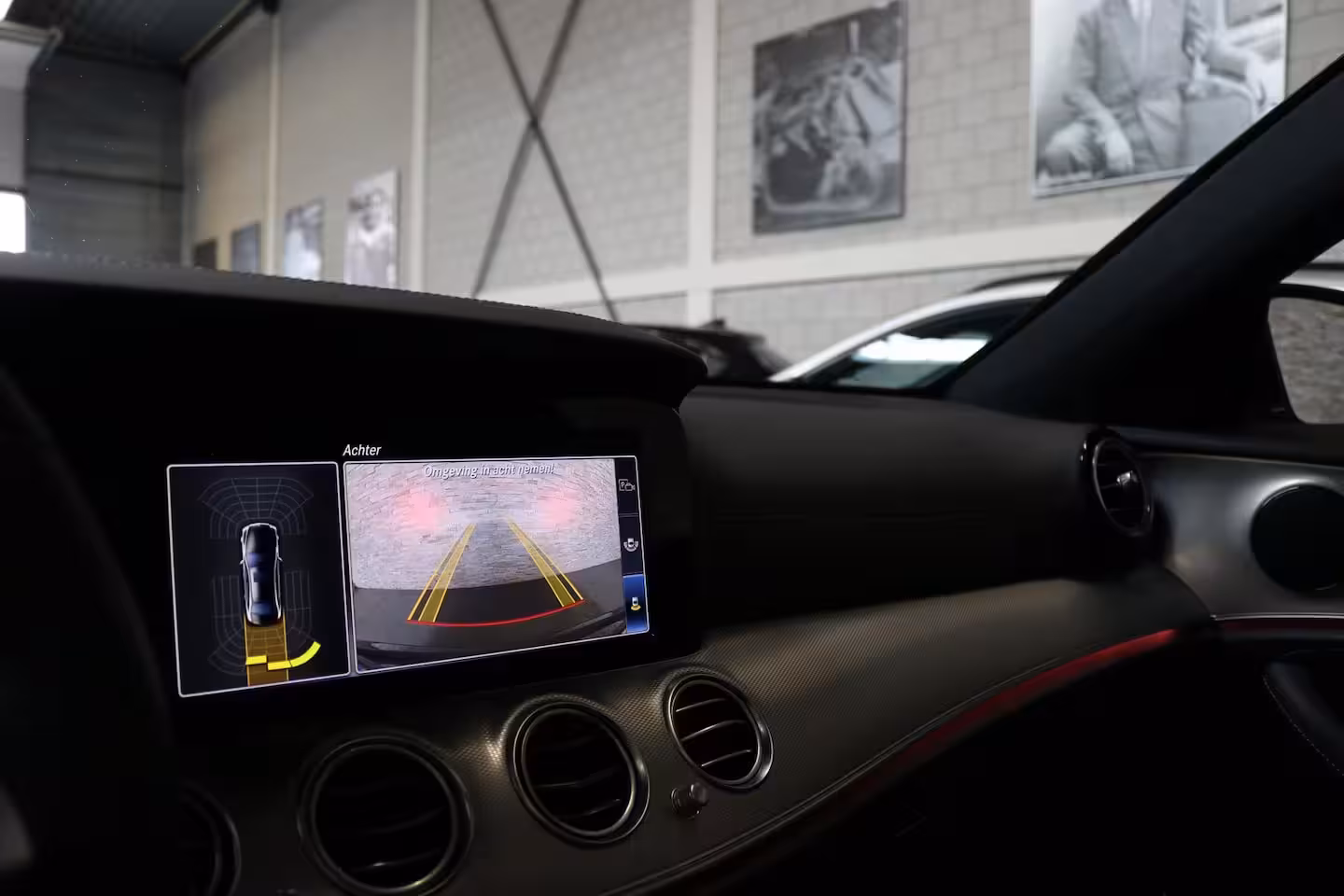Mercedes-Benz E-klasse 200 AMG | PANO | SFEERVERLICHTING | CAMERA | NAP | NL AUTO |