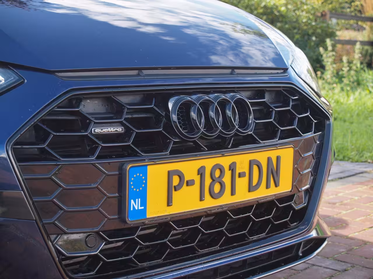 Audi A4 Avant 40 TFSI quattro S edition Competition | Panoramadak | Camera | Bang & Olufsen | Memory sto
