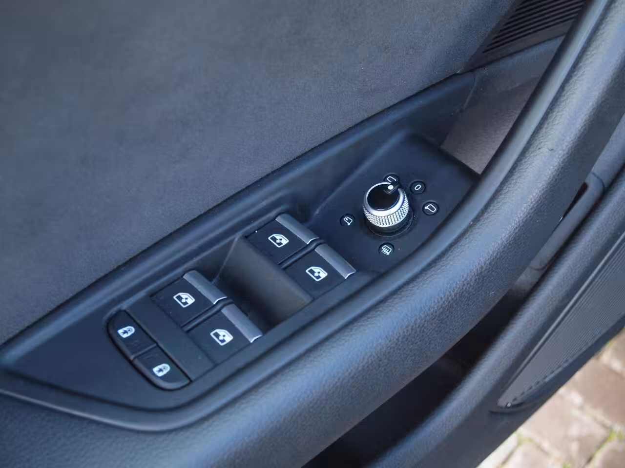 Audi A4 Avant 40 TFSI quattro S edition Competition | Panoramadak | Camera | Bang & Olufsen | Memory sto